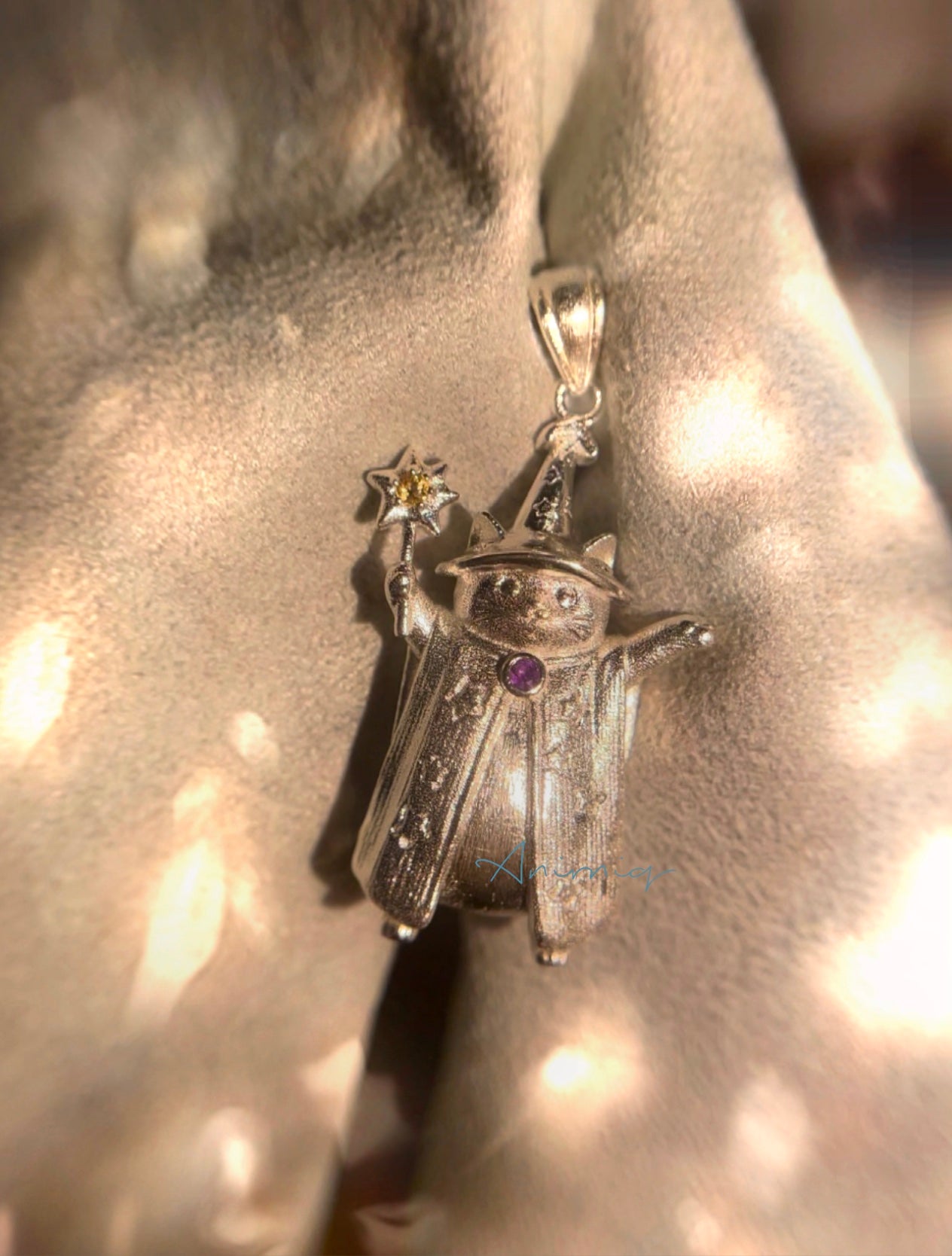 Little Wizard Cat Necklace – Vintage Magic Pendant