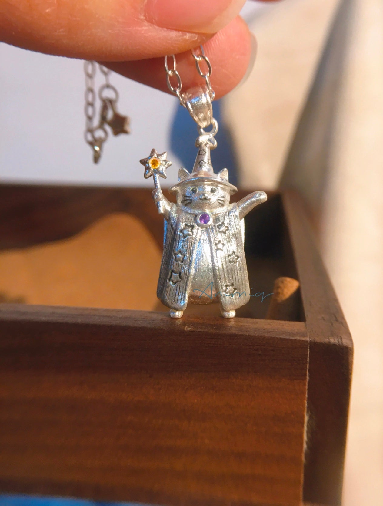 Little Wizard Cat Necklace – Vintage Magic Pendant